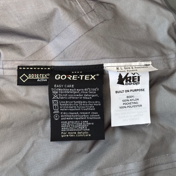 REI Drypoint GTX Gore-Tex rain jacket, women's M, sage green, NWOT - Picture 8 of 11